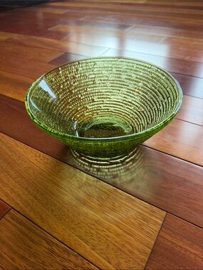 Anchor Hocking Olive Green Textured Glass Serving or Display Bowl
